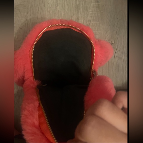 Pink Bunny Bag (HAS SMALL PAINT STAIN) Does Not Have A Strap - Picture 4 of 4